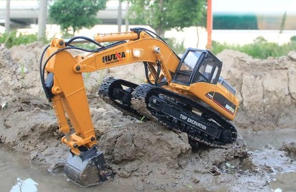 HUINA - HUINA 1580 1/14 23 Kanal FULL METAL ŞASE RC Model Profesyonel Uzaktan Kumandalı Paletli Kepçe Ekskavatör İş Makinesi -11 KG AĞIRLIK- 2.4G Full Fonksiyon Sesli ve Işıklı