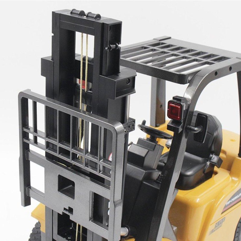 HUINA 1577 1/10 Yüksek Kalite RC Model Forklift Vinç Uzaktan Kumandalı Metal İş Makinası - 2.4G 8 Kanal Full Fonksiyon Sesli ve Işıklı