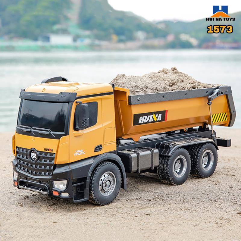 HUINA 1573 1/14 Yüksek Kalite RC Model Damperli Kamyon Uzaktan Kumandalı Metal İş Makinesi -10KG Yükleme Kapasiteli -2.4G Full Fonksiyon Sesli&Işıklı