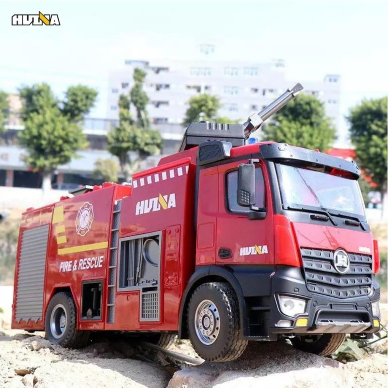 HUINA 1562 1/14 22CH Yüksek Kalite RC Model Uzaktan Kumandalı Yangın Söndürme İtfaiye Kamyonu İş Makinesi - Su Püskürtme Fonksiyonlu -2.4G Full Fonksiyon Sesli&Işıklı