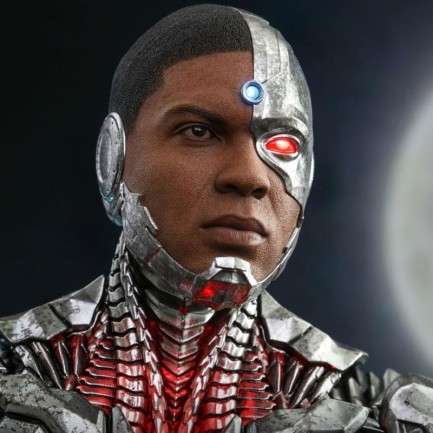 Hot Toys Cyborg Sixth Scale Figure - 903120 - DC Comics / Justice League - TMS057 Hot Toys Cyborg Sixth Scale Figure - 903120 - DC Comics / Justice League - TMS057