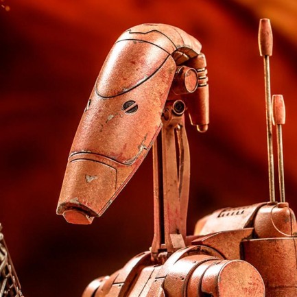 Hot Toys Battle Droid (Geonosis) Sixth Scale Figure - 911038 - Star Wars / Episode II Attack Of The Clones - MMS649 Hot Toys Battle Droid (Geonosis) Sixth Scale Figure - 911038 - Star Wars / Episode II Attack Of The Clones - MMS649