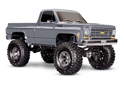 Traxxas TRX-4 K10 1/10 High Trail Edition RC Crawler w/'79 Chevrolet K10 Truck Body w/TQi 2.4GHz Kumandalı Elektrikli Rc Model Araba Gümüş Traxxas TRX-4 K10 1/10 High Trail Edition RC Crawler w/'79 Chevrolet K10 Truck Body w/TQi 2.4GHz Kumandalı Elektrikli Rc Model Araba Gümüş