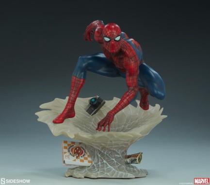 Sideshow Collectibles Spider-man Statue Marvel Comics / Mark Brooks Artist Series