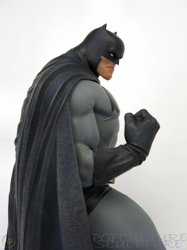 Andy Kubert DK III The Dark Knight Statue