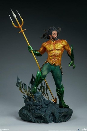 Aquaman Premium Format Figure - Thumbnail