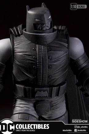 Dc Collectibles Armored Batman Black & White Frank Miller Statue - Thumbnail