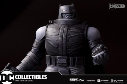 Dc Collectibles Armored Batman Black & White Frank Miller Statue - Thumbnail