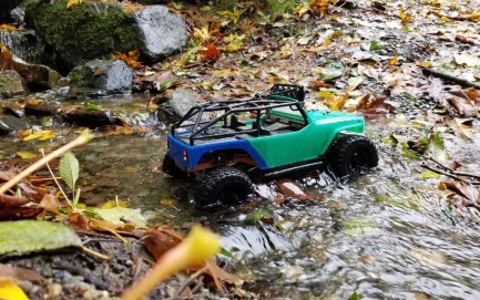 Axial SCX10 Wrangler G6 Falken Edition 1/10 RTR- Uzaktan Kumandalı Elektrikli Model Araba Crawler Yeşil - Thumbnail