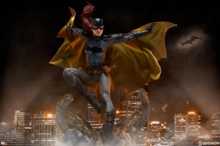 Sideshow Collectibles - Batgirl Premium Format Figure