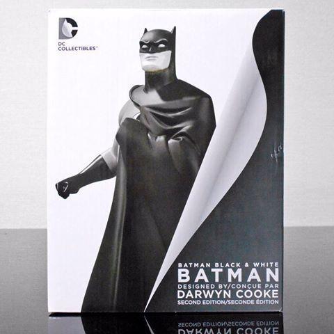 Dc Collectibles Batman Black & White Darwyn Cooke Statue