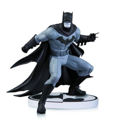 Batman Black & White Greg Capullo Statue - Thumbnail