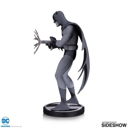 Batman Black & White Jiro Kuwata Statue - Thumbnail