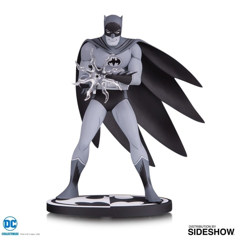 Batman Black & White Jiro Kuwata Statue