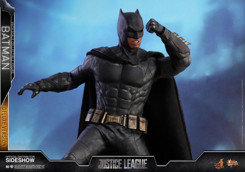 Hot Toys Justice League Batman Deluxe Version Sixth Scale Figure