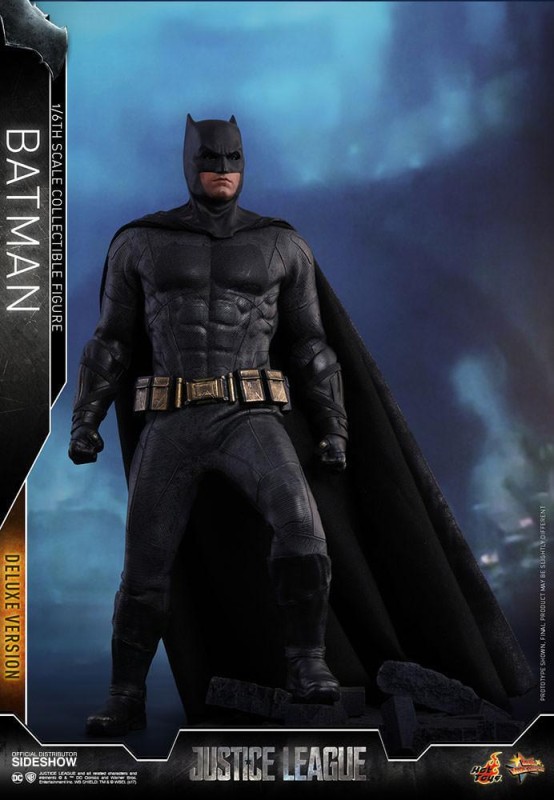 Hot Toys Justice League Batman Deluxe Version Sixth Scale Figure