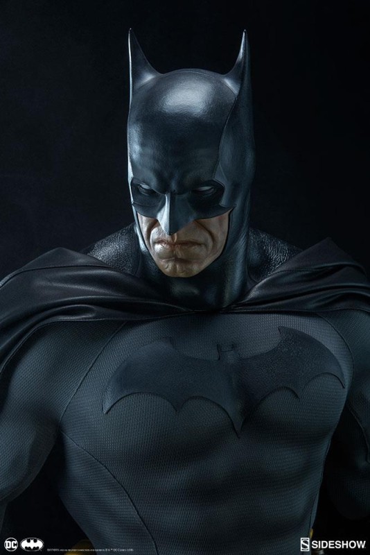 Sideshow Collectibles Batman Legendary Scale Figure DC Comics / Legendary Scale Series