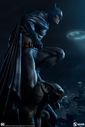 Sideshow Collectibles Batman Premium Format Figure 300747 - Thumbnail