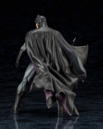Batman Rebirth ArtFx+ Statue - Thumbnail