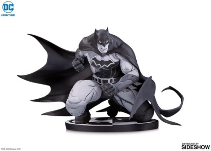 Dc Collectibles - Batman Statue Batman Black & White by Joe Madureira