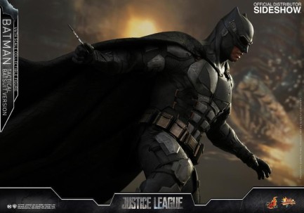 Hot Toys Batman Tactical Batsuit Version Sixth Scale Figure MMS432 - Thumbnail