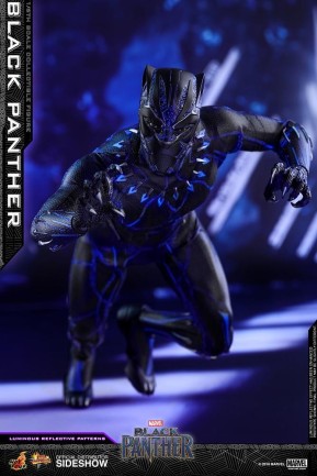 Black Panther Sixth Scale Figure - Thumbnail