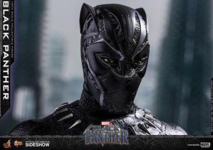 Black Panther Sixth Scale Figure - Thumbnail