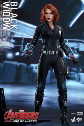 Black Widow AOU Sixth Scale Figure - Thumbnail