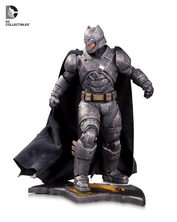 Dc Collectibles Batman vs Superman - Armored Batman Statue