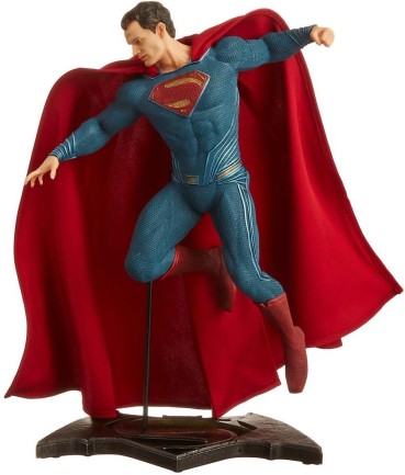 BvS Superman Statue - Thumbnail