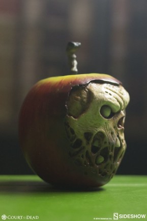 Sideshow Collectibles - Court of the Dead Skull Apple Prop Replica Life-Size