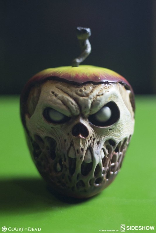 Court of the Dead Skull Apple Prop Replica Life-Size