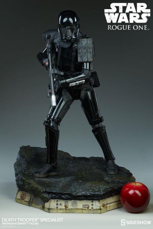 Sideshow Collectibles Death Trooper Specialist Premium Format Figure