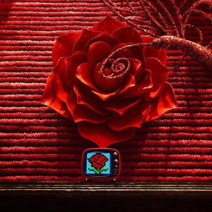 Divoom Tivoo Pixel Art Smart Kırmızı Bluetooth Hoparlör - Thumbnail