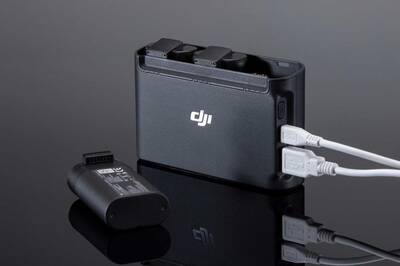 DJI Mavic Mini Two-Way Charging Hub Part 10