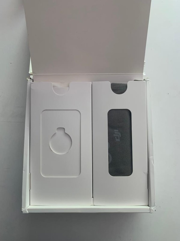 DJI Osmo Mobile 4 - OUTLET