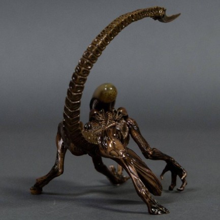 Dog Alien Art Fx+ Statue - Thumbnail
