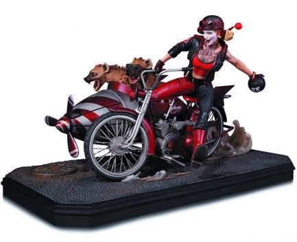 Gotham City Garage Harley Quinn Deluxe Statue - Thumbnail