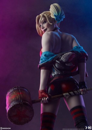 Sideshow Collectibles Harley Quinn Hell on Wheels Premium Format Figure 300714 - Thumbnail