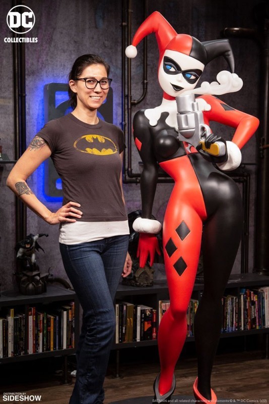 Harley Quinn Life-Size Figure DC Gallery