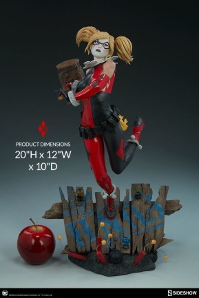 Sideshow Collectibles - Harley Quinn Premium Format Figure