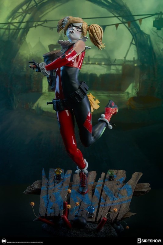 Harley Quinn Premium Format Figure