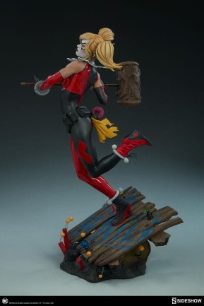 Harley Quinn Premium Format Figure - Thumbnail