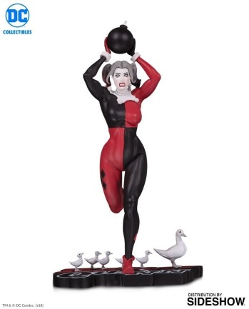 Harley Quinn Red, White & Black Frank Cho Statue - Thumbnail