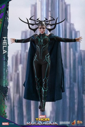 Hela Sixth Scale Figure - Thumbnail