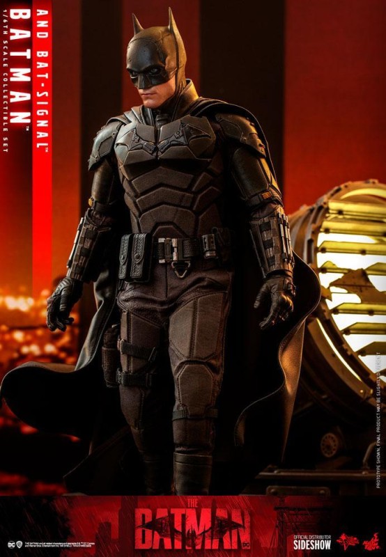 Hot Toys Batman and Bat-Signal Sixth Scale Figure Collectible Set 910596 MMS641 DC Comics / The Batman 2022 (Ön Sipariş)