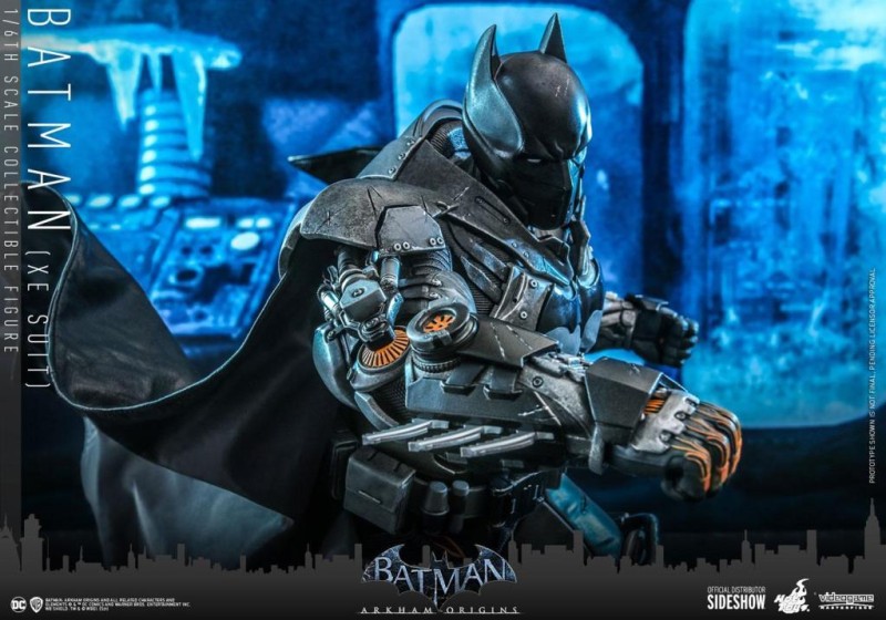 Hot Toys Batman (XE Suit) Sixth Scale Figure - 908863 - DC Comics / Arkham Origins - VGM52