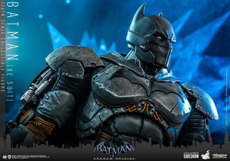 Hot Toys Batman (XE Suit) Sixth Scale Figure - 908863 - DC Comics / Arkham Origins - VGM52
