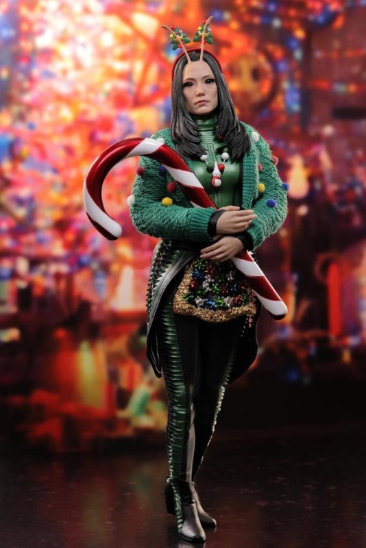 Hot Toys Mantis Sixth Scale Figure 904933 TMS094 Marvel Comics / GOTG Guardians Of The Galaxy Holiday Special