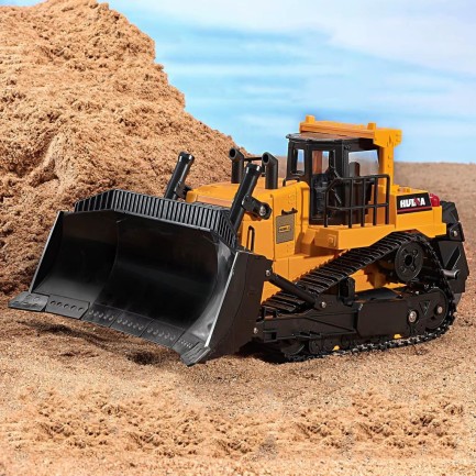 HUINA - HUINA 1554 1/16 Yüksek Kalite 11CH RC Model Caterpillar Buldozer Paletli Metal Kepçe Kazıcı Uzaktan Kumandalı İş Makinesi -2.4G Sesli ve Işıklı